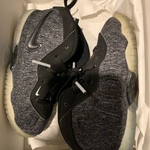 Smoke gray foamposites